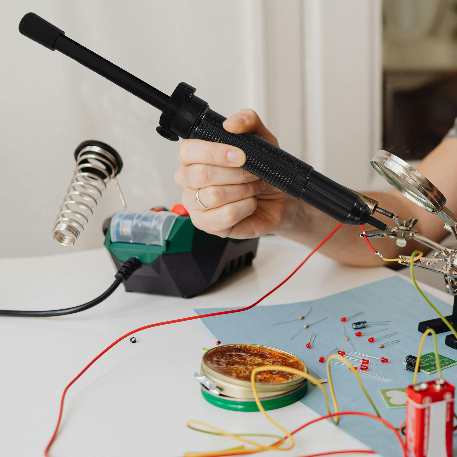 Black Handheld Manual Desolder - Desoldering Pump Solder บทวิจารณ์และราคา
